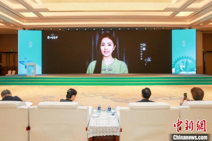 常州籍演員白鹿擔(dān)綱常州文旅大使，為家鄉(xiāng)傾情打CALL?！√凭?攝
