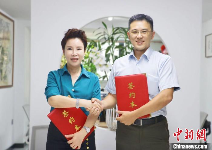 簽署“融情·同心”寧臺建筑師驛站共建協(xié)議?！窃式?攝