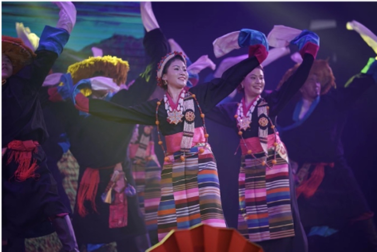 圖為2024“歡樂春節(jié)”中泰互致新春賀辭活動現(xiàn)場。 中國駐泰國大使館文化處供圖