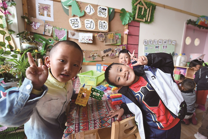 江蘇援建的拉薩市江蘇實驗幼兒園，所有師資在江蘇接受培訓，打造具有江蘇水準的優(yōu)質(zhì)學前教育資源。 本報記者 萬程鵬 攝