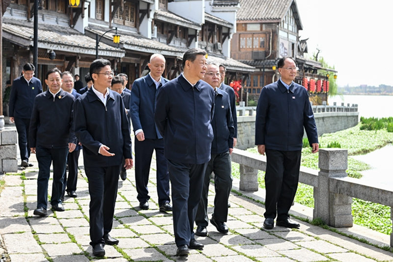 2024年3月19日，習(xí)近平總書記在湖南常德河街考察。