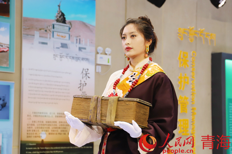 藏品展示。人民網(wǎng) 楊啟紅攝