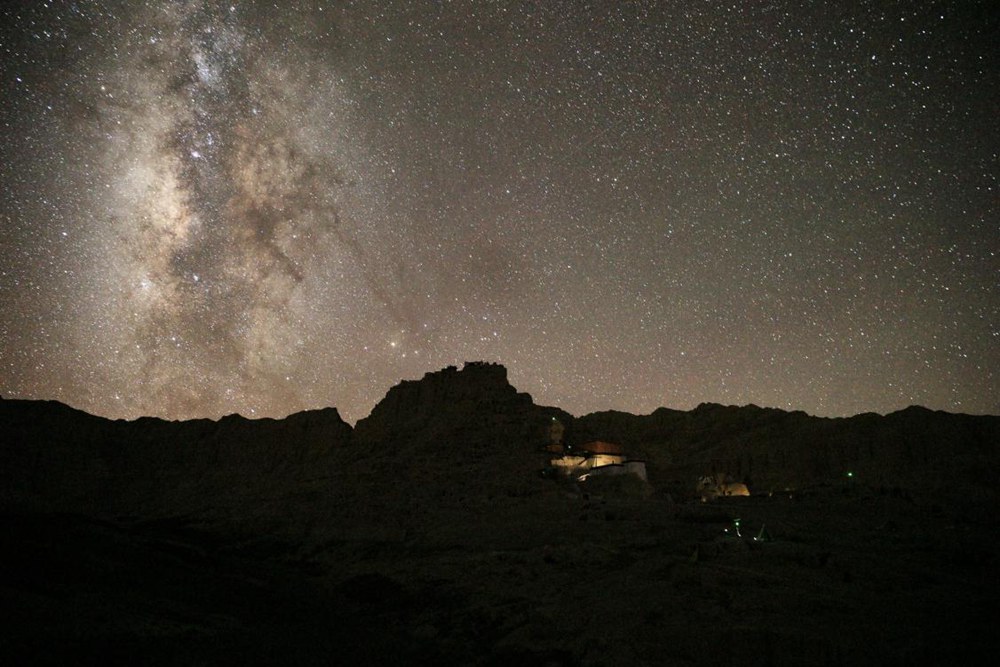 阿里暗夜星空。旦真次旦攝